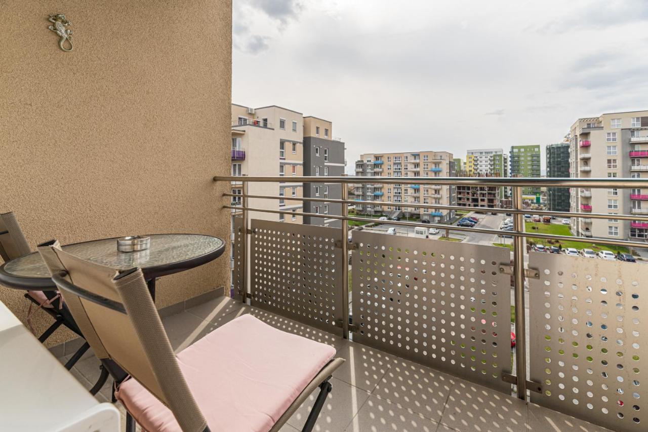 Ferienwohnung Apartament Belles Roses Brașov Exterior foto