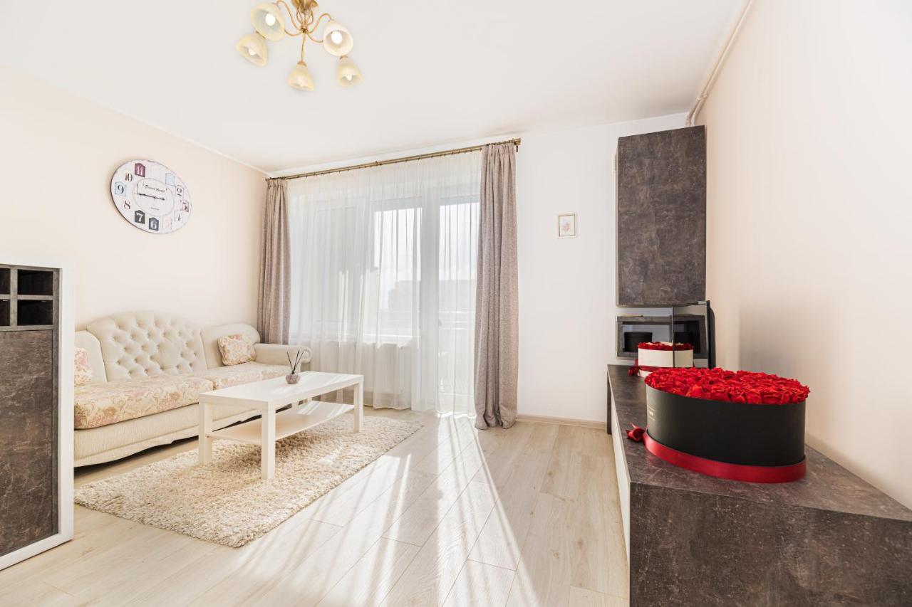 Ferienwohnung Apartament Belles Roses Brașov Exterior foto